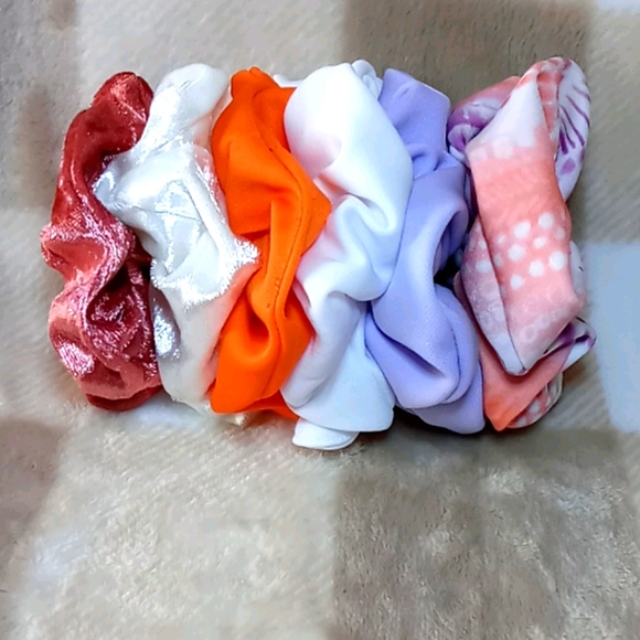 Hand Crafted Accessories - Scrunchies 6 Pack